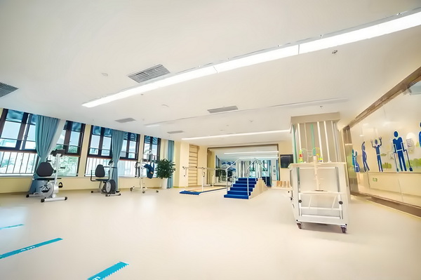 杨洋新剧《凡人修仙传》首播4集，口碑出炉，观众评价一针见血